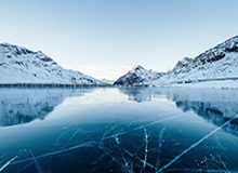 有人把截图发出来了：一条被置顶的回复背后的关键证据，终于有人讲清楚了